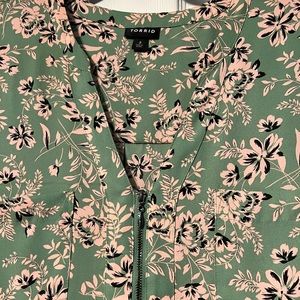 Torrid size 3 Womens Print Blouse
